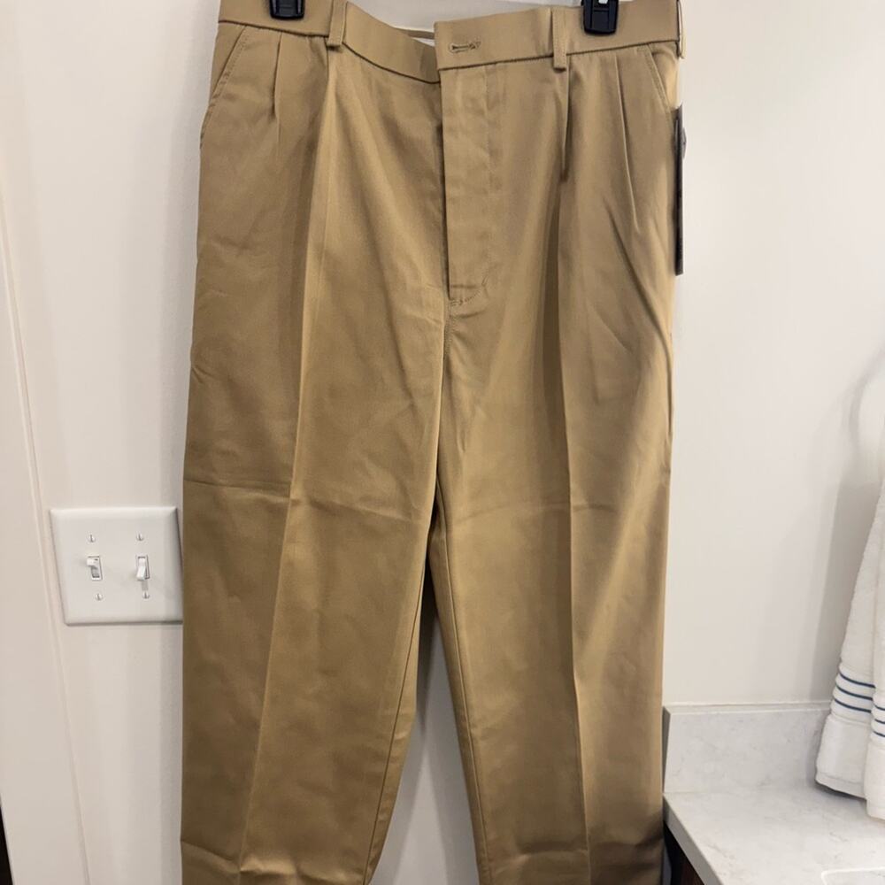 Sportif Trinidad Pleated Chino Pants | Tan | Men's Size 32 NEW